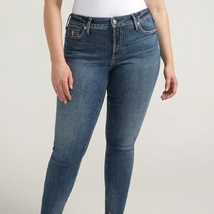 NWT Silver Jeans Co. Bleecker jegging mid-rise Size 16 L 29